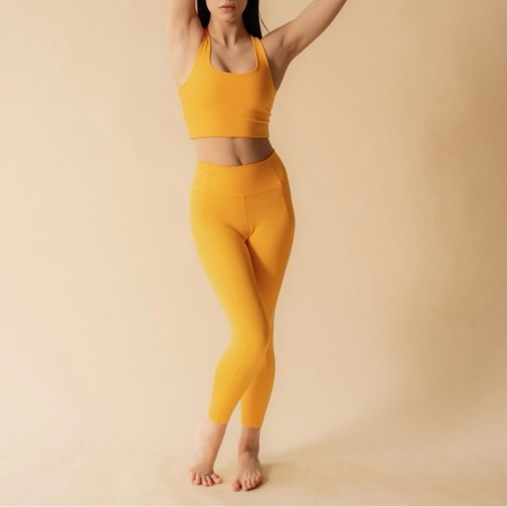 Girlfriend Collective Compressive High-Rise Legging & top Golden Glow Size SMALL